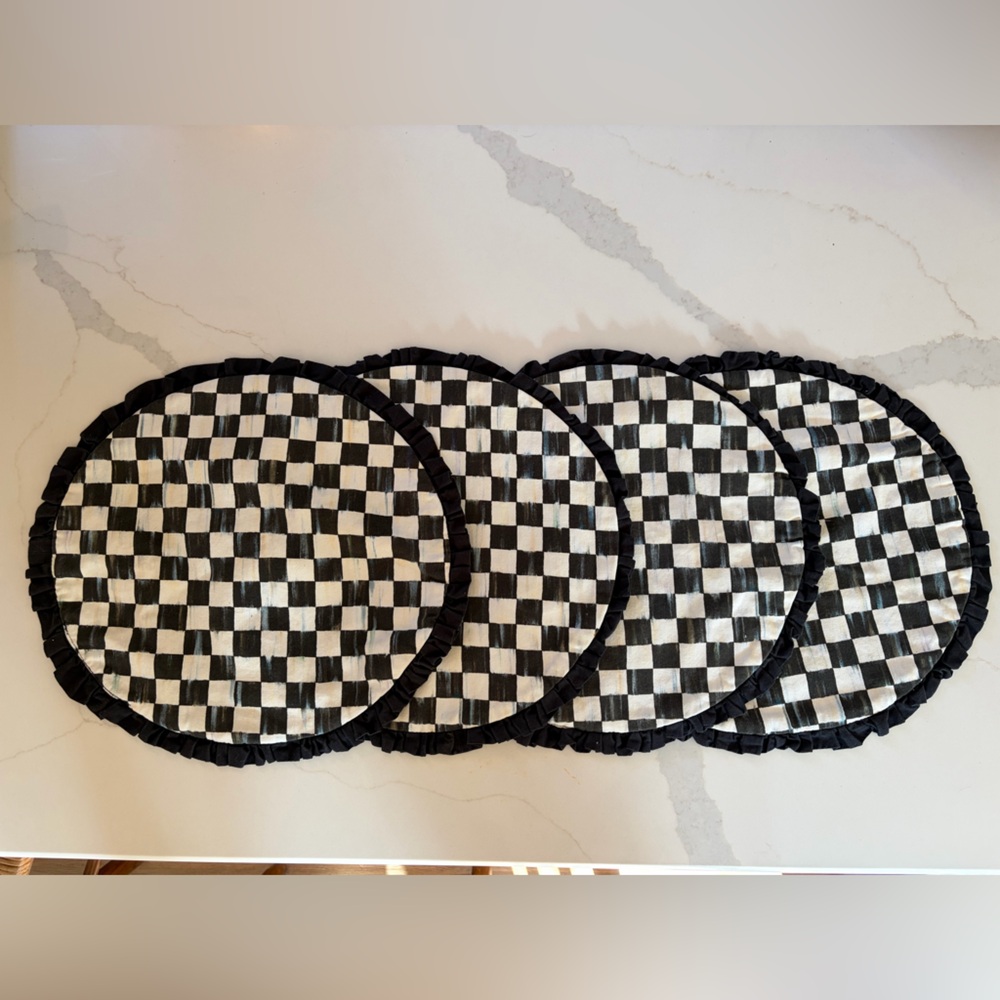 MacKenzie-Childs Courtly Round Checkered Placemats